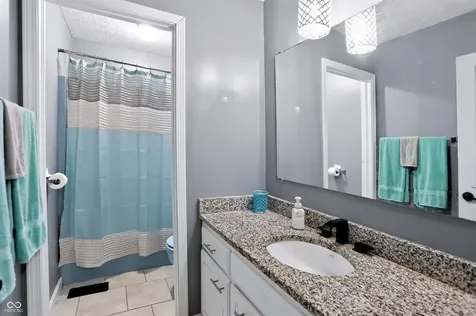 12110 Valley Brook Court Indianapolis IN 46229