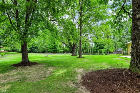 12110 Valley Brook Court Indianapolis IN 46229