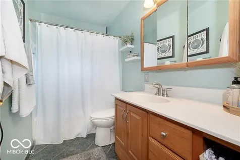 1721 Woodruff Place Cross Drive Indianapolis IN 46201