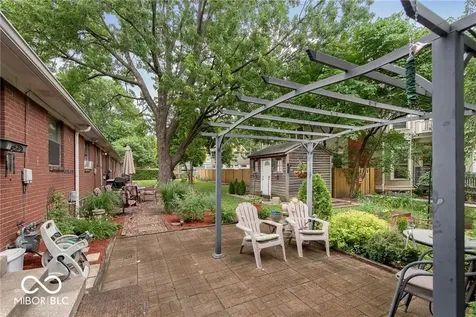 1721 Woodruff Place Cross Drive Indianapolis IN 46201