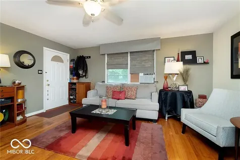1721 Woodruff Place Cross Drive Indianapolis IN 46201