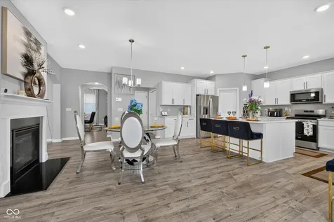 6412 Tacoma Boulevard Whitestown IN 46075