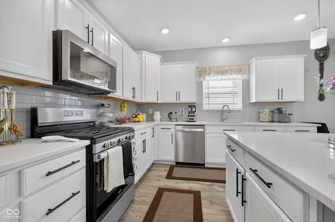 6412 Tacoma Boulevard Whitestown IN 46075