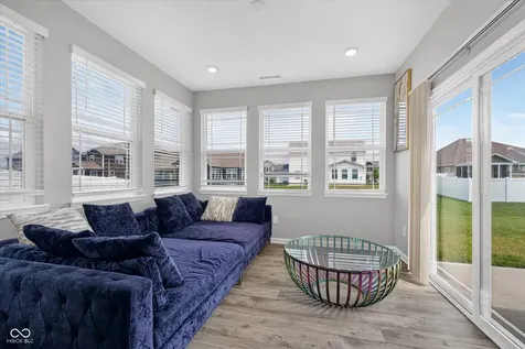 6412 Tacoma Boulevard Whitestown IN 46075