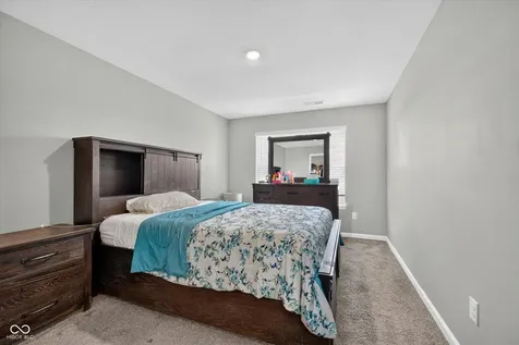 6412 Tacoma Boulevard Whitestown IN 46075