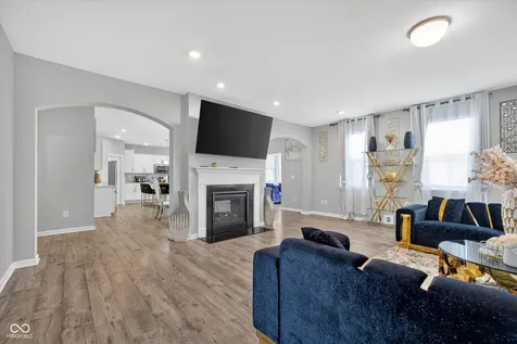 6412 Tacoma Boulevard Whitestown IN 46075