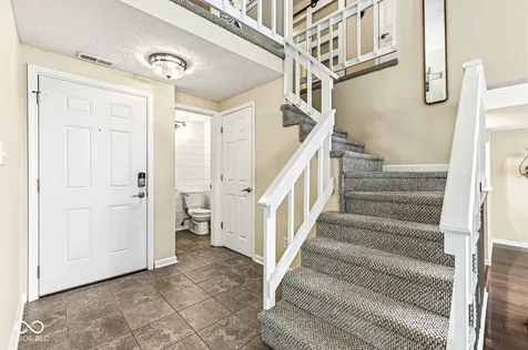 4613 Framington Court Indianapolis IN 46254