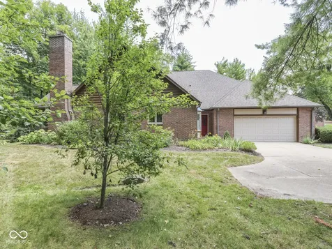 2064 Oldfields Circle North Drive Indianapolis IN 46228