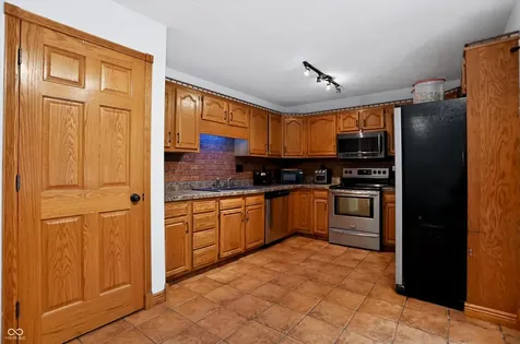 8265 S Metzel Lane Nineveh IN 46164