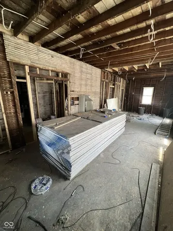 2817 N New Jersey Indianapolis IN 46205