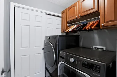 3415 Aylesford Lane Indianapolis IN 46228