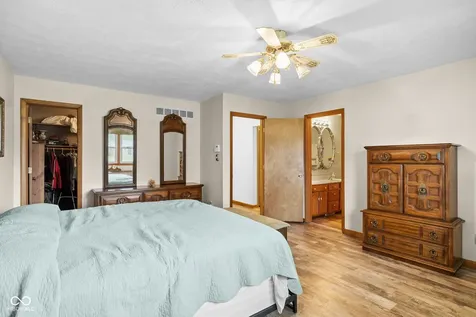 4052 Mary Kay Drive Indianapolis IN 46221