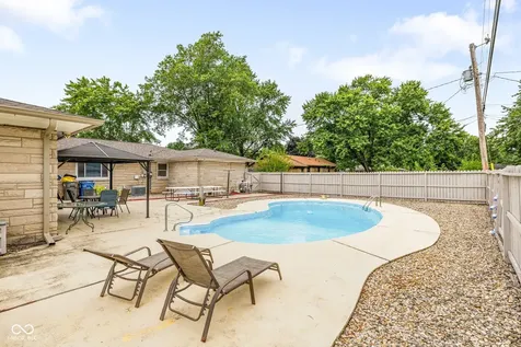 4052 Mary Kay Drive Indianapolis IN 46221
