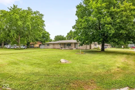 4052 Mary Kay Drive Indianapolis IN 46221