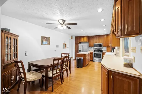 4052 Mary Kay Drive Indianapolis IN 46221