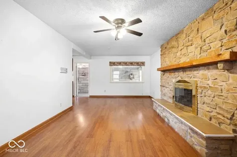 4052 Mary Kay Drive Indianapolis IN 46221