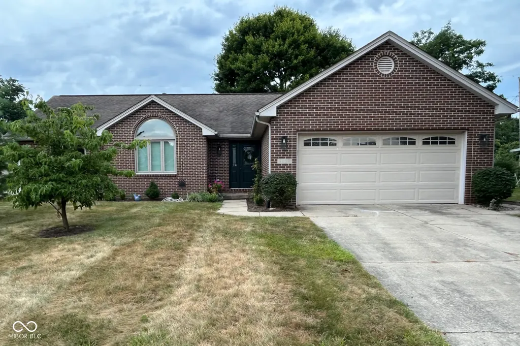 3256 Muriel Place Columbus IN 47203