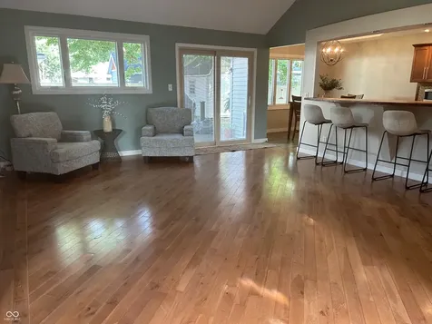 3256 Muriel Place Columbus IN 47203