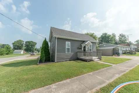 1004 Washington Street Hope IN 47246