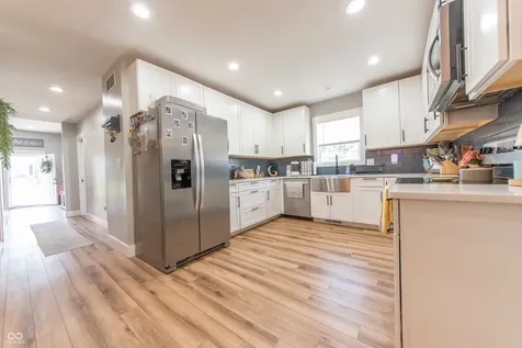 1004 Washington Street Hope IN 47246
