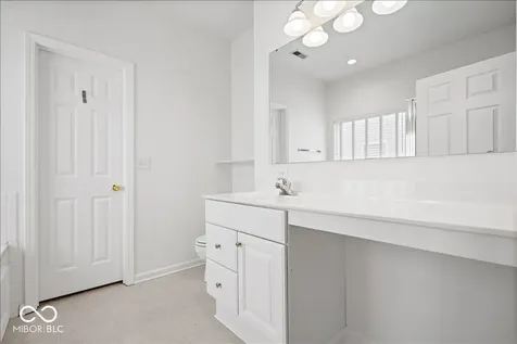 5882 Lost Oaks Drive Carmel IN 46033