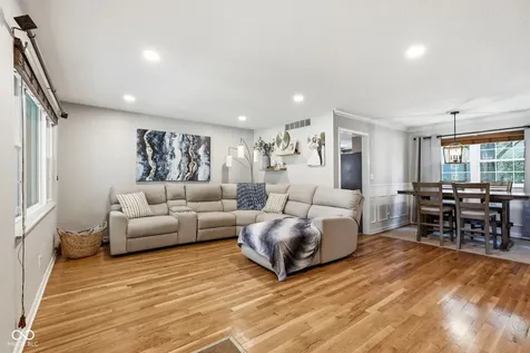 5866 N Olney Street Indianapolis IN 46220