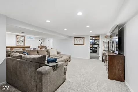 5866 N Olney Street Indianapolis IN 46220