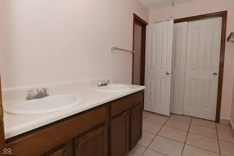 2644 Sunningdale Court Indianapolis IN 46234