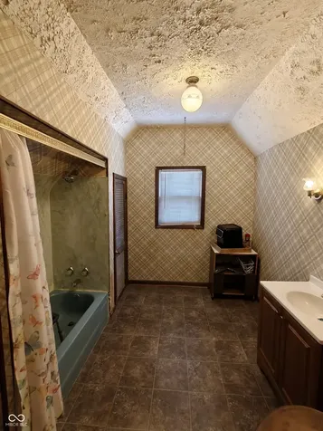 236 E Pennsylvania Shelbyville IN 46176