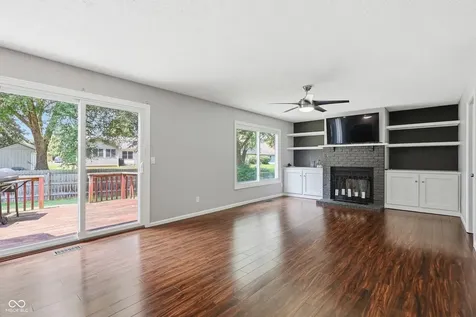 245 Whispering Willow Court Noblesville IN 46060