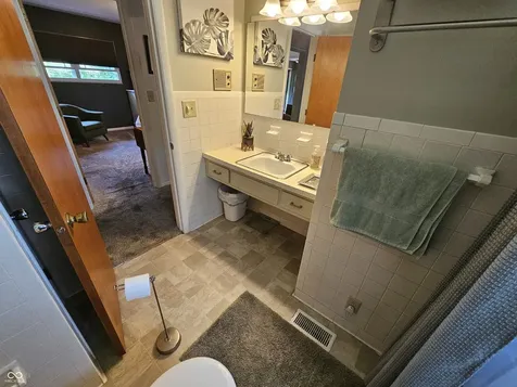 8440 Evergreen Avenue Indianapolis IN 46240