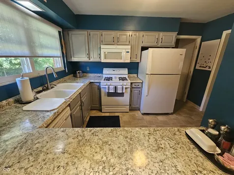 8440 Evergreen Avenue Indianapolis IN 46240