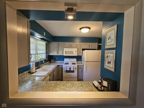 8440 Evergreen Avenue Indianapolis IN 46240
