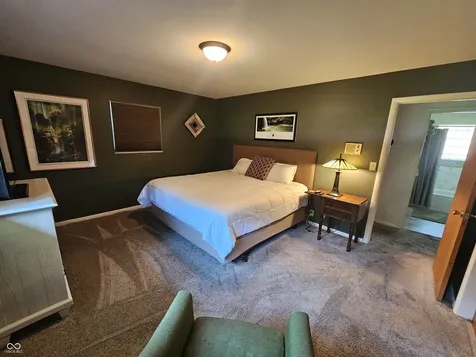 8440 Evergreen Avenue Indianapolis IN 46240