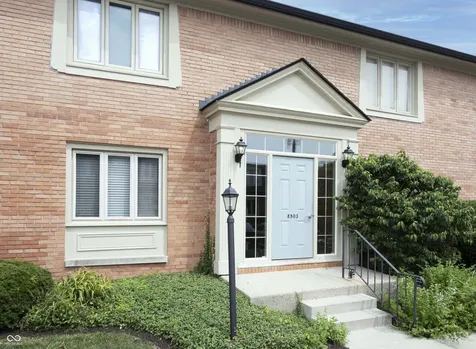 8503 Canterbury W Indianapolis IN 46260