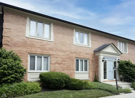 8503 Canterbury W Indianapolis IN 46260