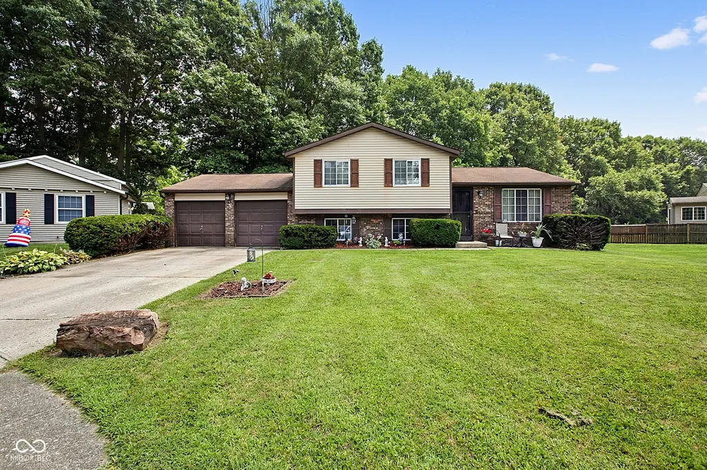 8815 Gumwood Court Indianapolis IN 46234