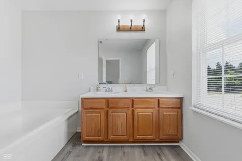 8931 Nest Way Indianapolis IN 46231