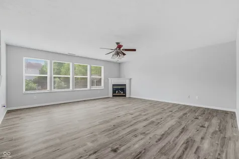 8931 Nest Way Indianapolis IN 46231