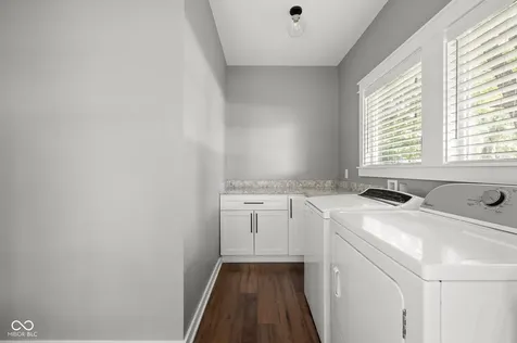 544 Amos Drive Zionsville IN 46077