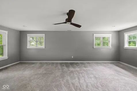 544 Amos Drive Zionsville IN 46077