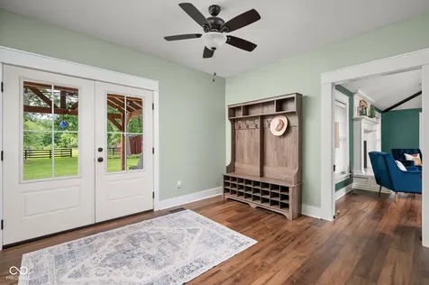544 Amos Drive Zionsville IN 46077