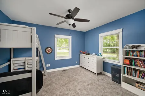 544 Amos Drive Zionsville IN 46077