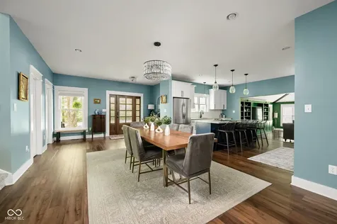 544 Amos Drive Zionsville IN 46077