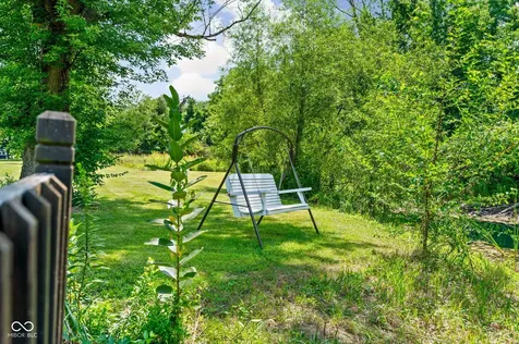 544 Amos Drive Zionsville IN 46077