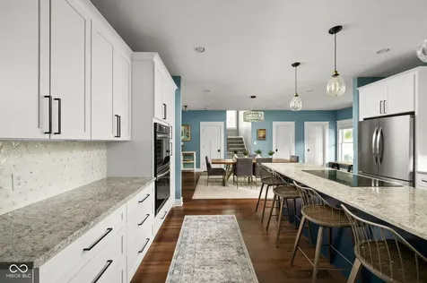 544 Amos Drive Zionsville IN 46077