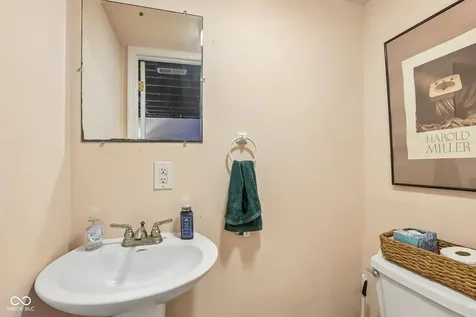 4442 Primrose Avenue Indianapolis IN 46205