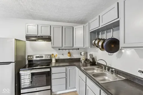4442 Primrose Avenue Indianapolis IN 46205