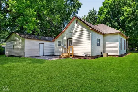 203 W Union Street Waynetown IN 47990