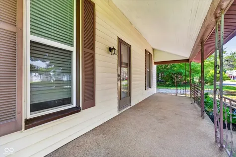 203 W Union Street Waynetown IN 47990